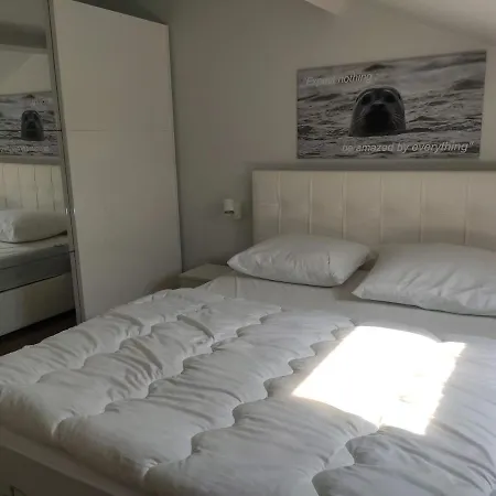 Ferienhaus Sealodge4you *